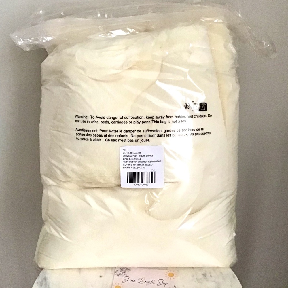 Anthropologie Faux Fur Luxe Blanket Throw NWT - Picture 6 of 8